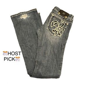 🎉HP🎉 Miss Me Boot Cut Jeans JP5033A